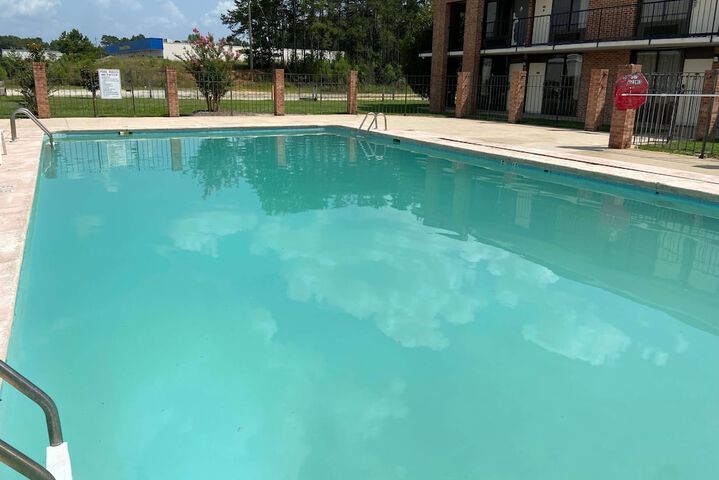 Pool 4 of 21