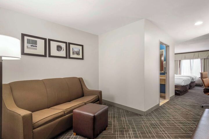 Comfort Suites Atlanta Airport