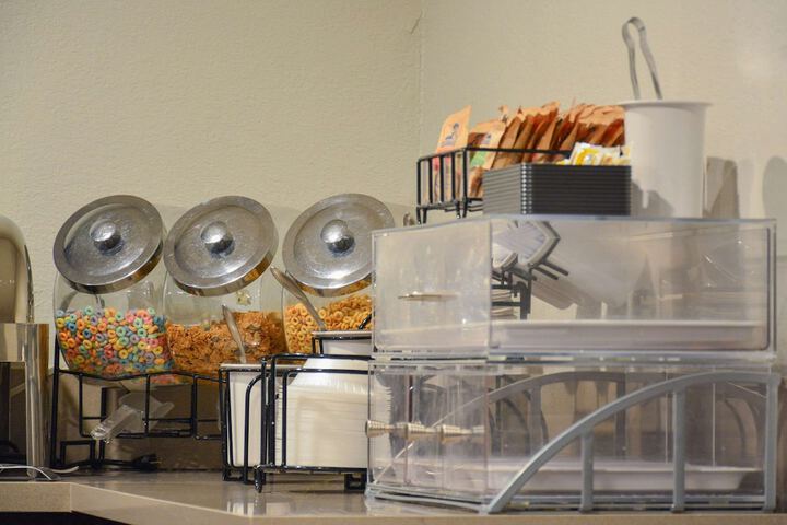 Breakfast/Coffee Service 46 of 55