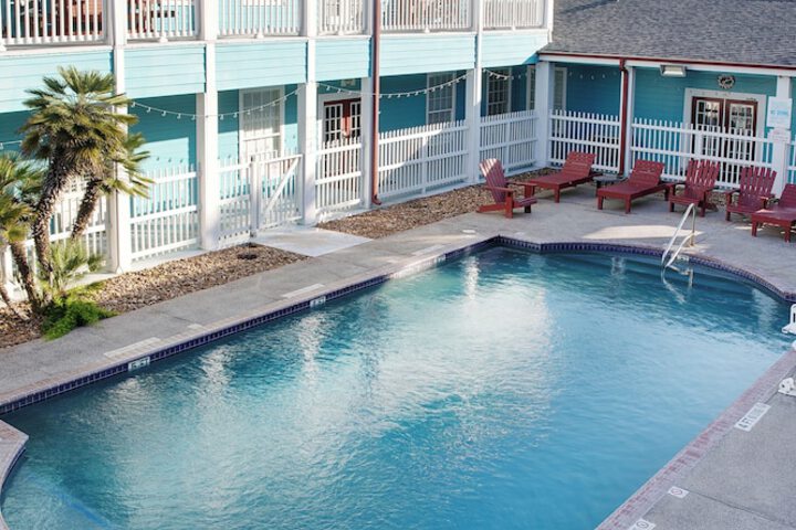 Plantation Suites & Conference Center