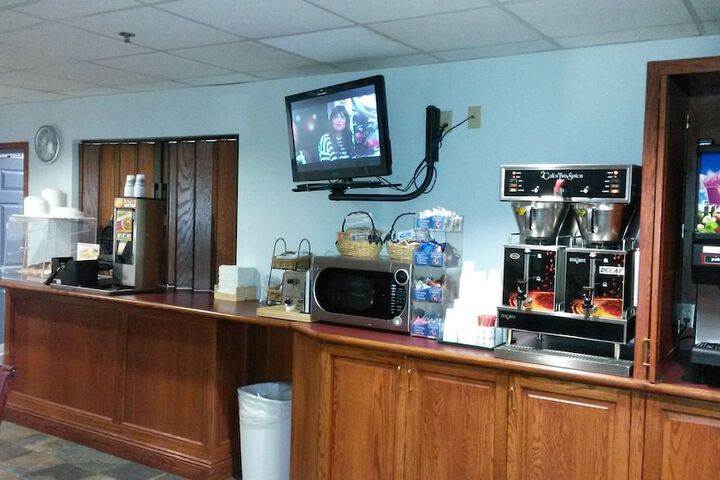 Breakfast/Coffee Service 41 of 42
