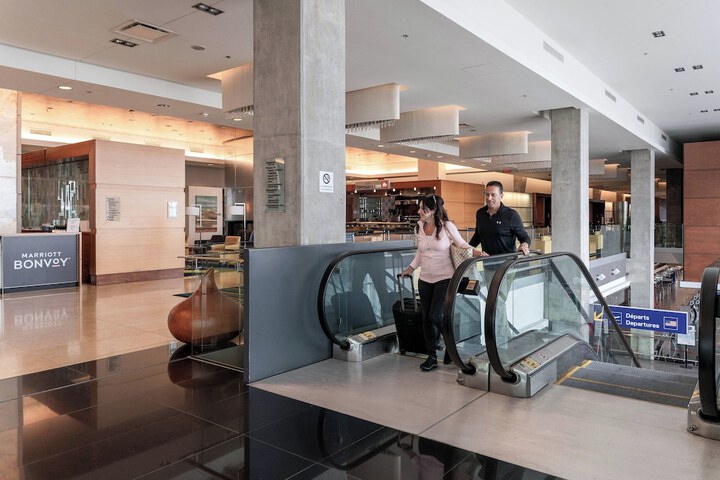 Montreal Airport Marriott In-Terminal Hotel