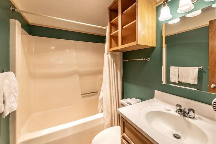 4br Private Townhouse at Smugglers Notch Resort 4 Bedroom Condo