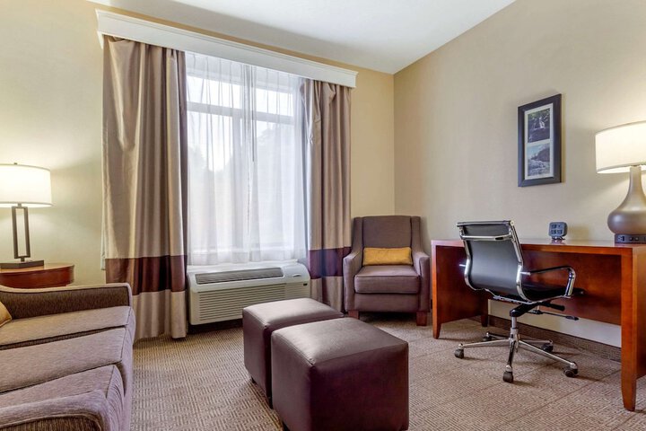 Room 12 of 39