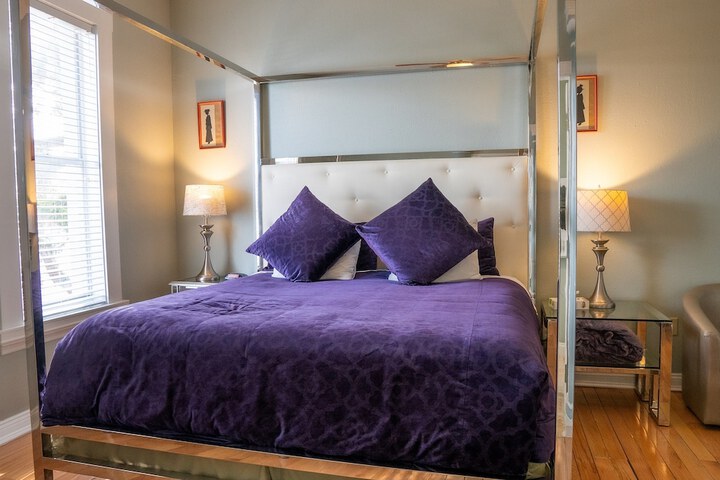 Oaak Tree Hotel