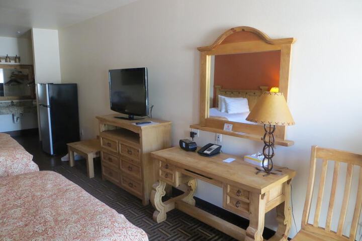 Room 25 of 58
