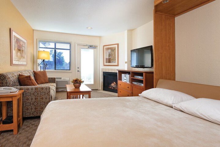 Room 16 of 25