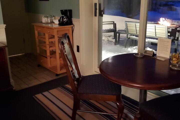 Room 13 of 64