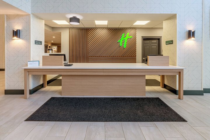 Holiday Inn & Suites Wausau-Rothschild by IHG