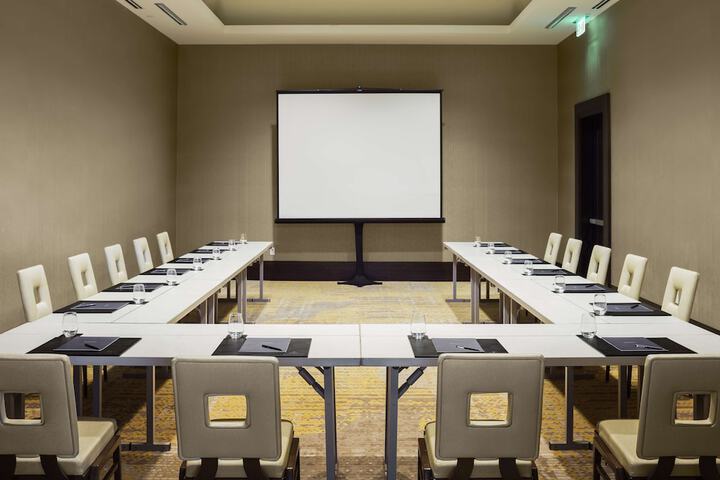 Hilton Dallas / Plano Granite Park