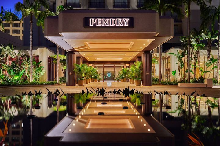 Hotel 4 of 105