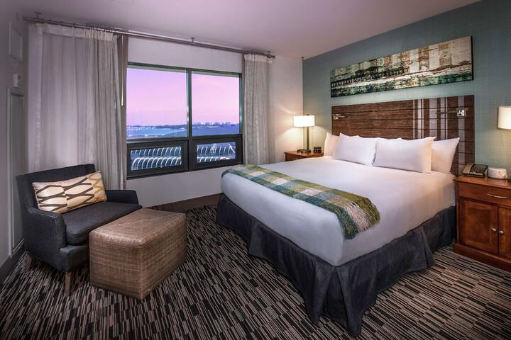 Hilton San Diego Gaslamp Quarter