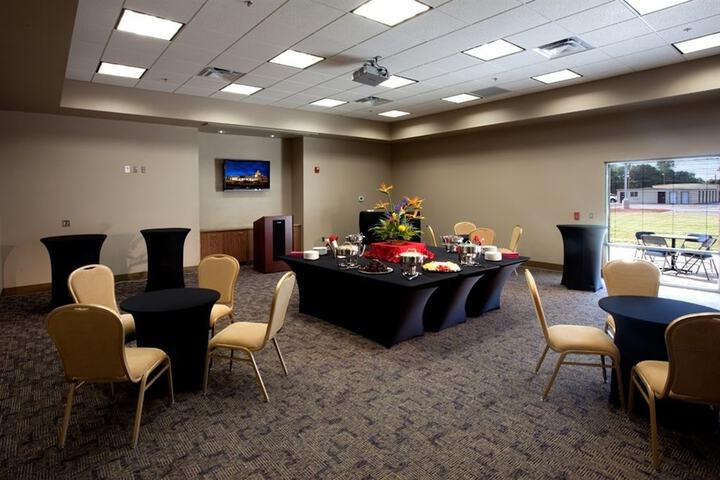Spark by Hilton Artesia