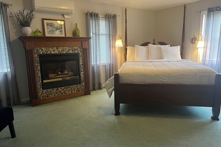 Room 54 of 94