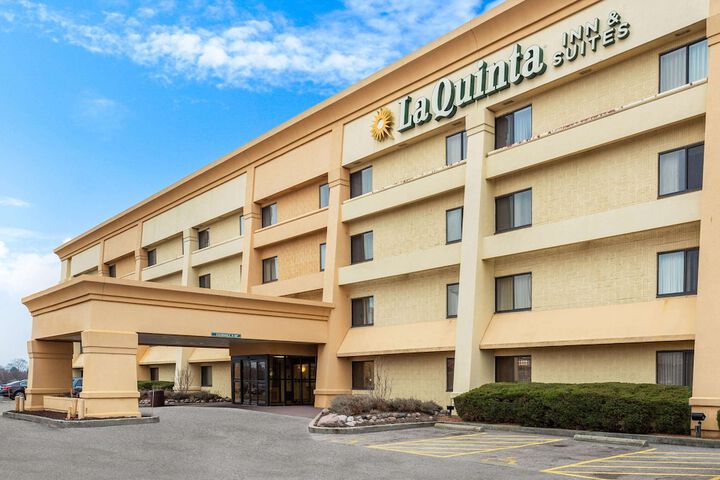 Hotel 4 of 53