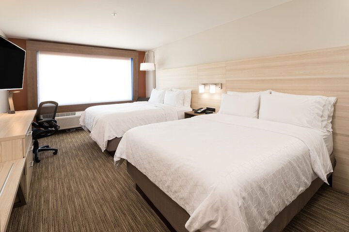 Holiday Inn Express & Suites Michigan City by IHG