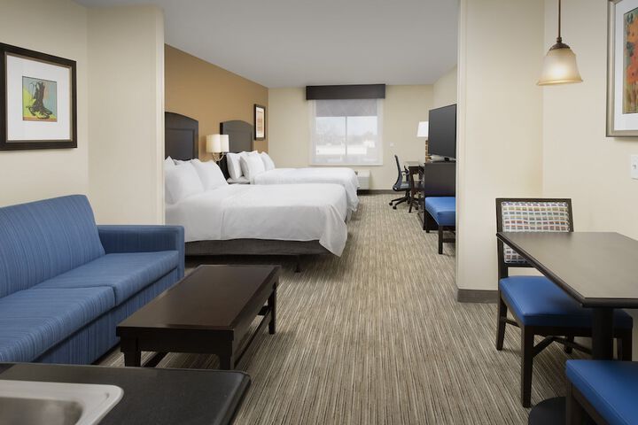 Room 16 of 48