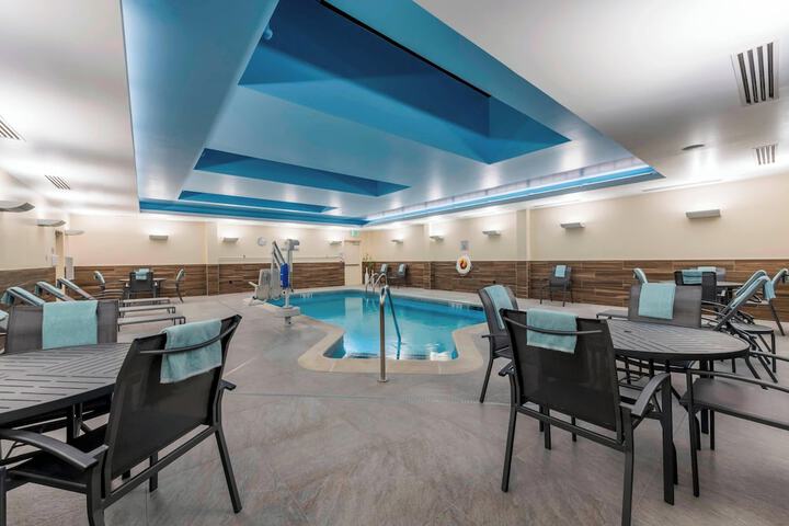 Fairfield Inn & Suites Boston Marlborough / Apex Center