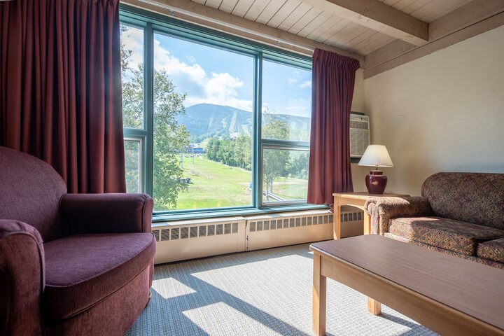 Sugarloaf Inn