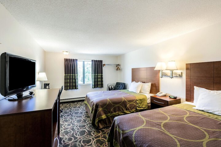 Room 14 of 25