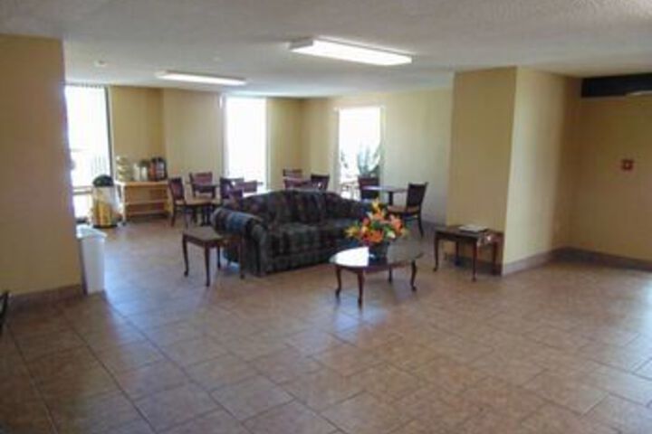 Oak Leaf Inn