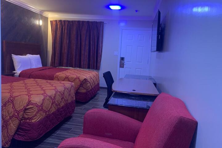 Room 28 of 36