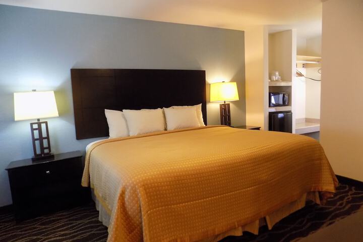 Room 14 of 17