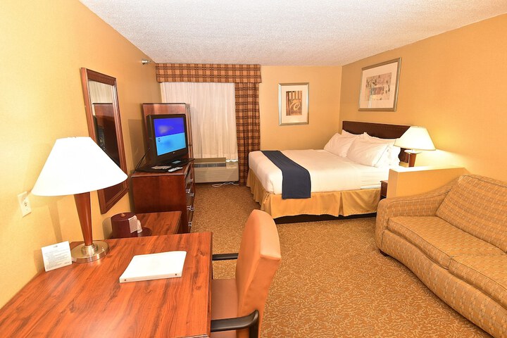 Room 30 of 57