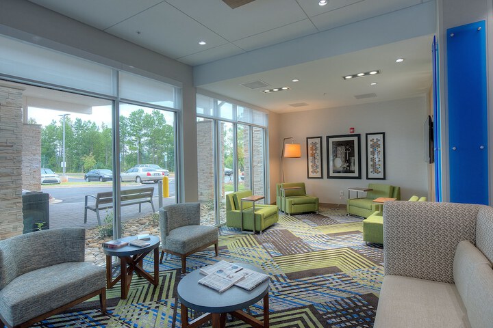 Holiday Inn Express & Suites Fort Mill by IHG