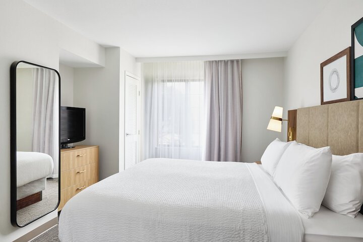 Staybridge Suites Downtown Peoria by IHG