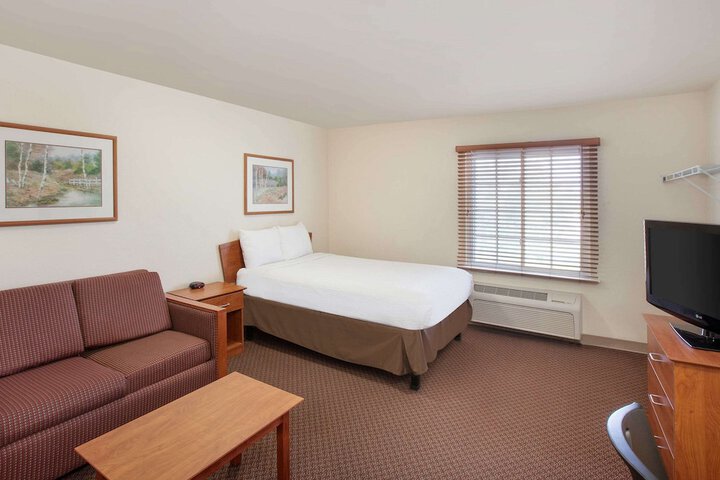Room 14 of 35