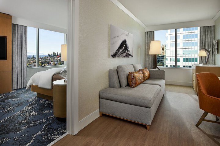 Room 45 of 98