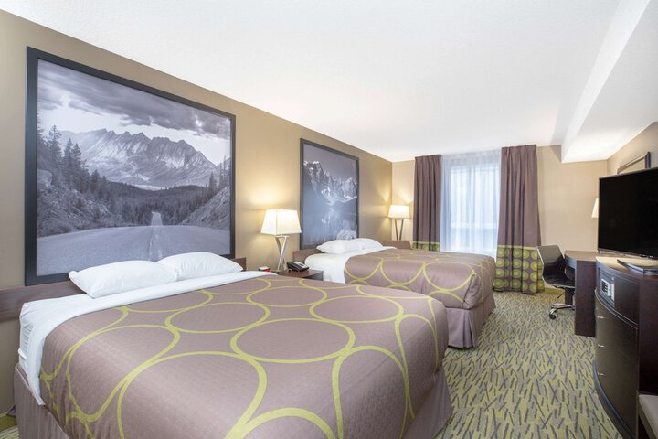 Super 8 by Wyndham Canmore