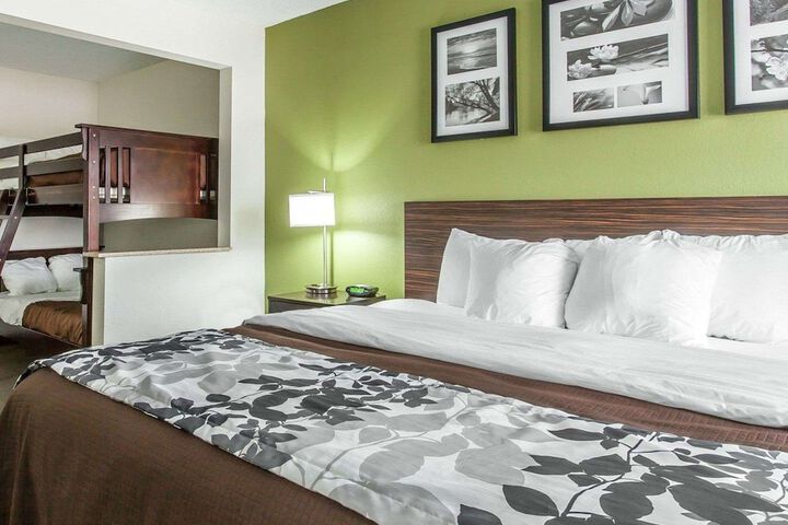 Room 16 of 45