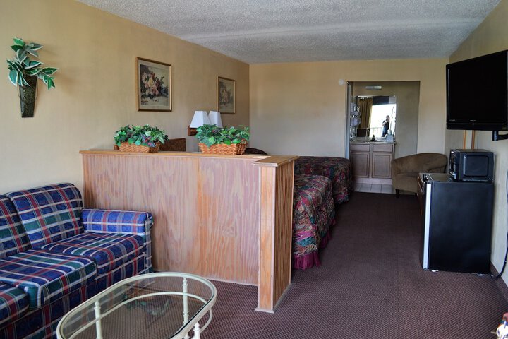 Room 41 of 59