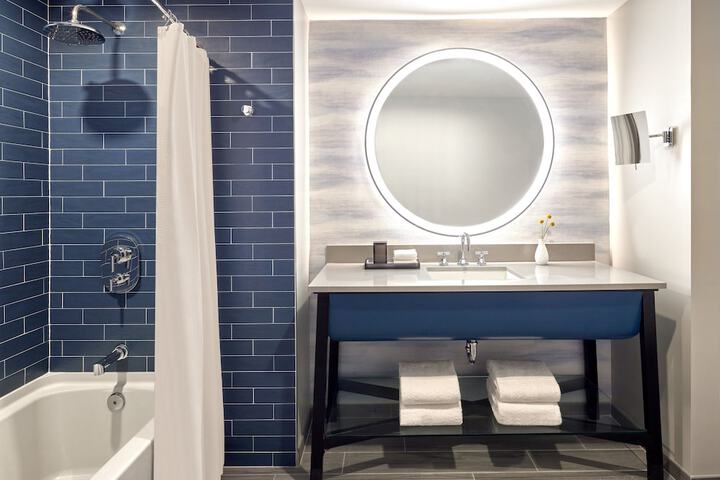 Room 21 of 62