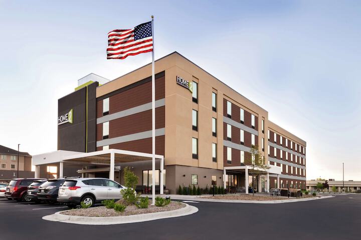 Hotel 5 of 58