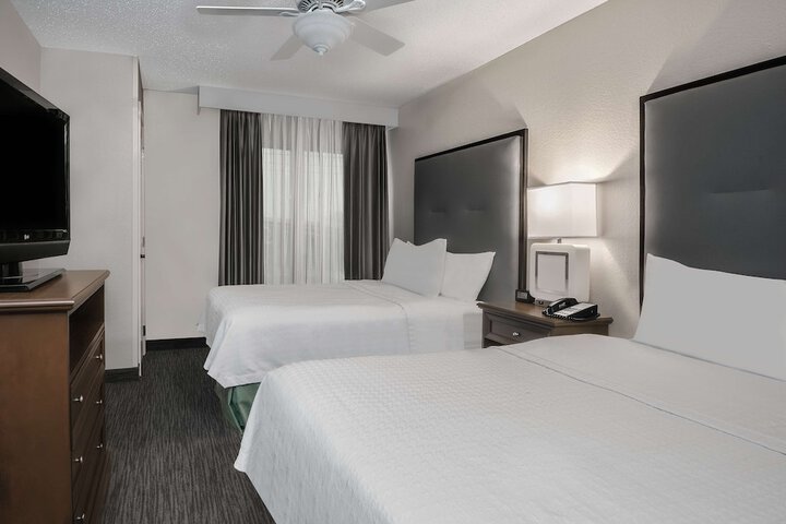 Room 16 of 24