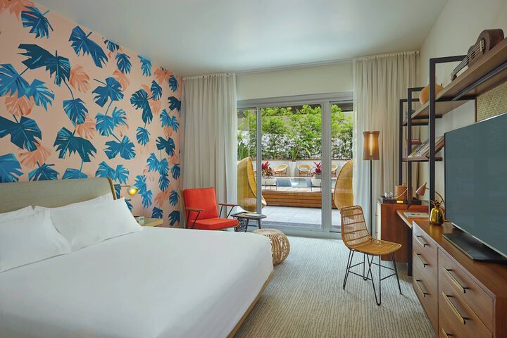 Room 22 of 80