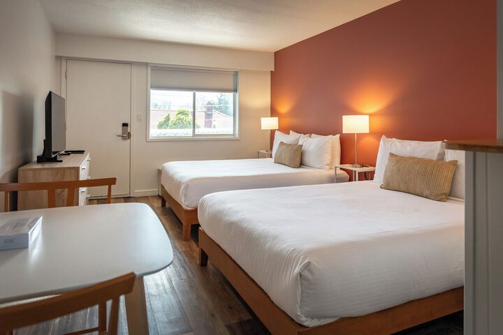 Okanagan Lakefront Resort