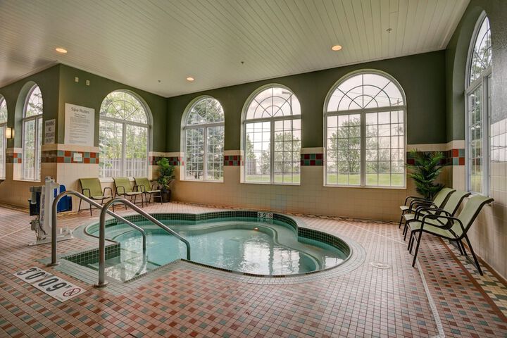 Pool 6 of 35