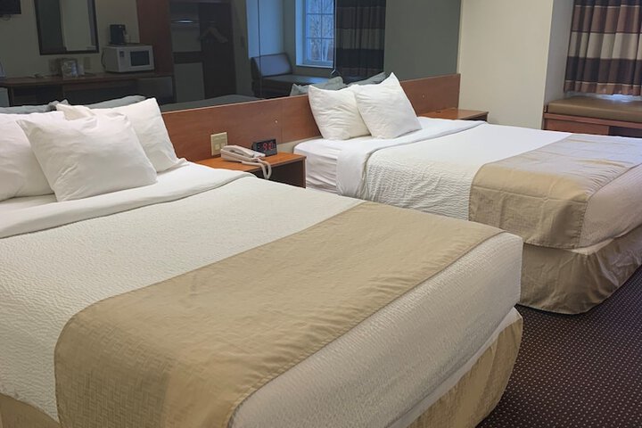Microtel Inn & Suites by Wyndham Rice Lake
