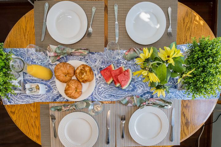 Breakfast/Coffee Service 48 of 60