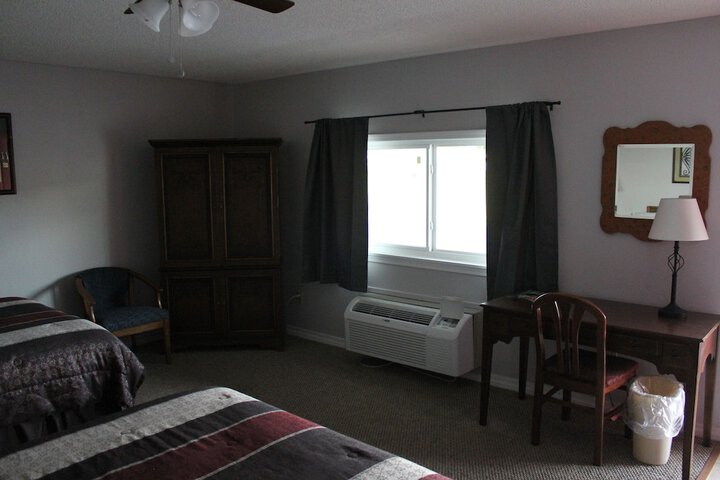 Room 139 of 219
