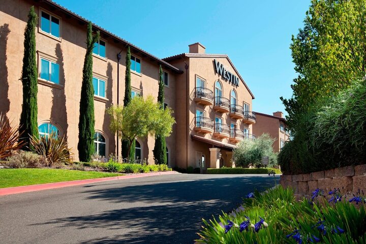 Hotel 3 of 84