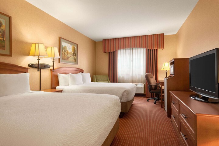Room 21 of 27