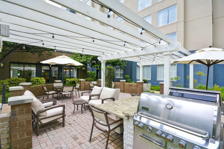 Terrace/Patio 38 of 39