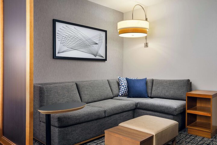 Room 16 of 30