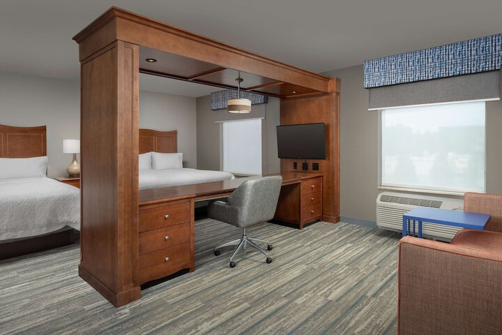 Room 17 of 42