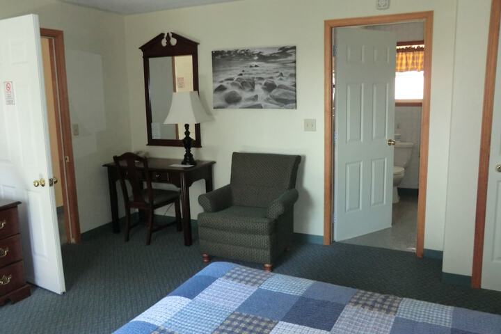 Admiral Digby Inn